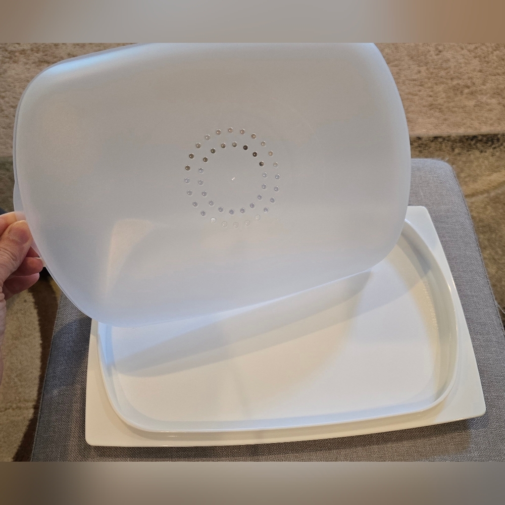Tupperware Cheesmart Low Rectangle - Picture 3 of 4
